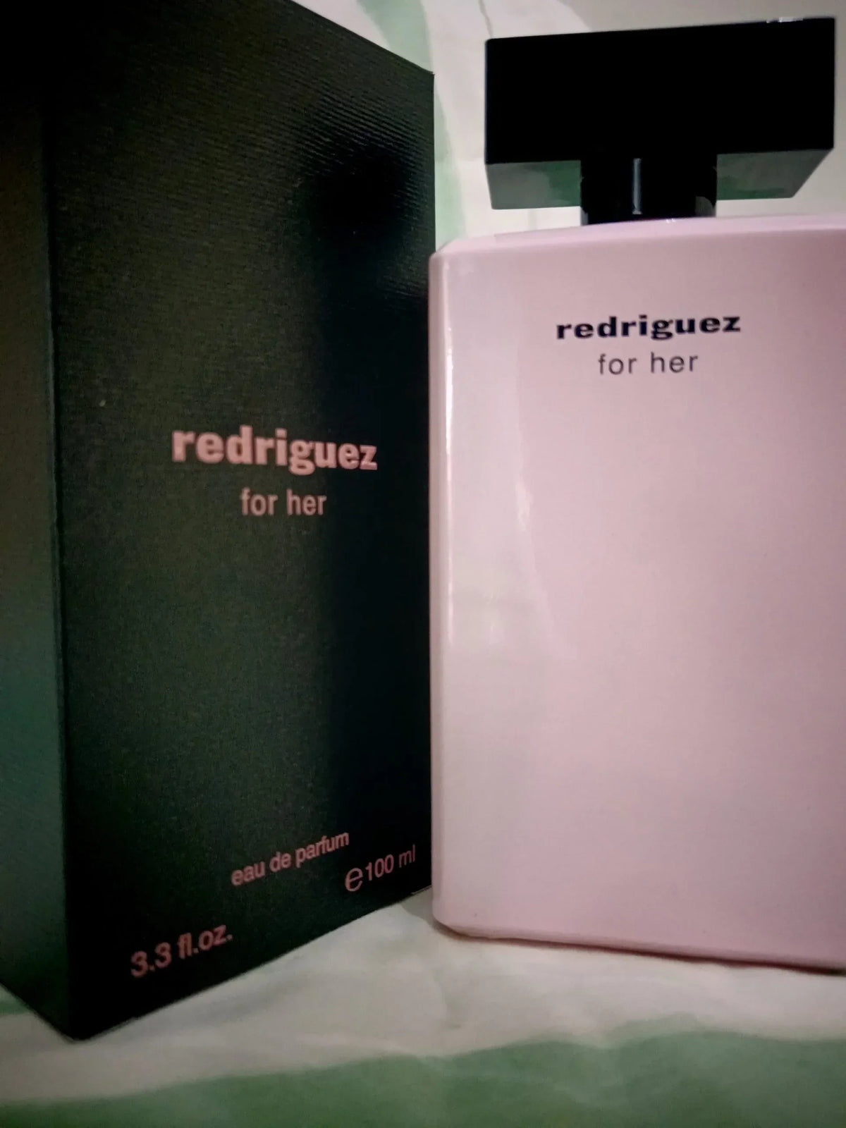 Redriguez For Her (Pink Bottle/Black Box) (Inspired by Rodriguez for her by Narciso.)